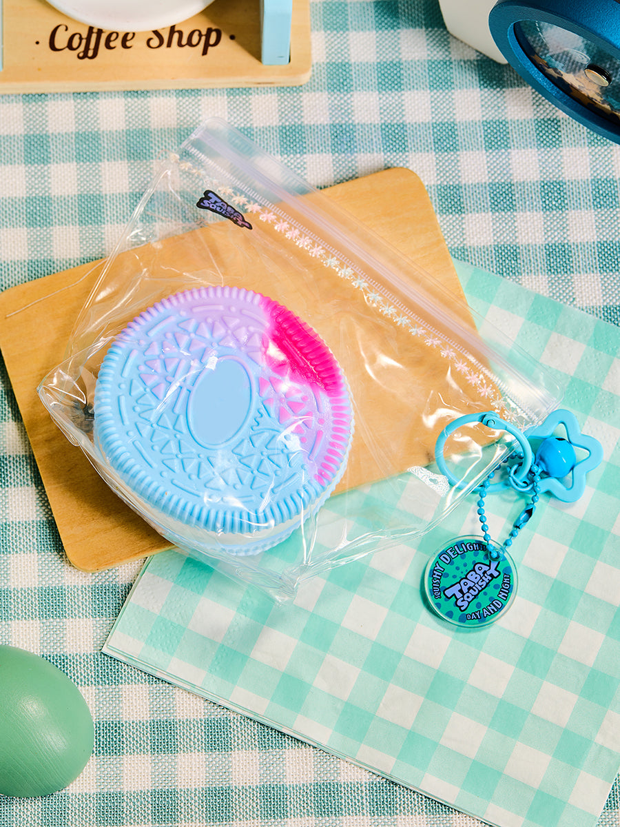 Blue-white Cookie Sandwich Taba Squishy - Image 5