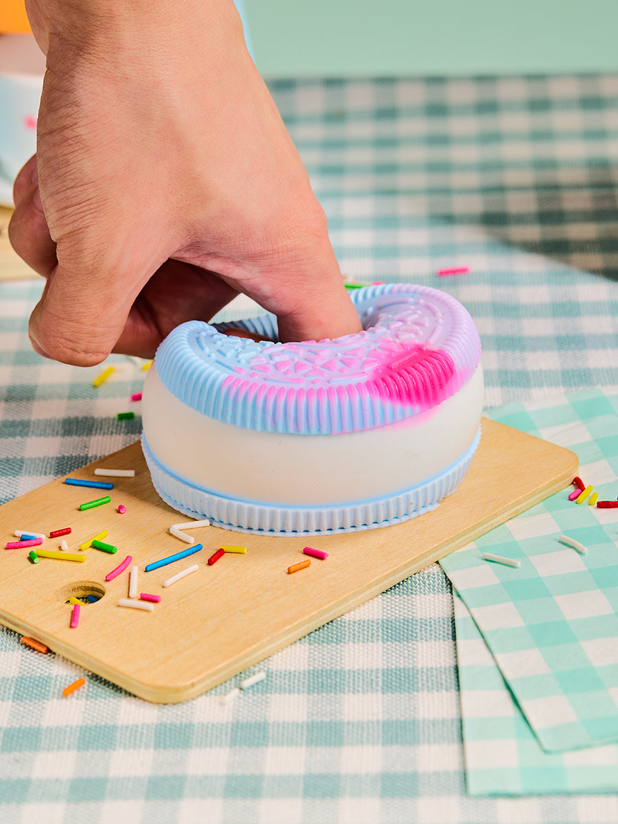 Blue-white Cookie Sandwich Taba Squishy - Image 4