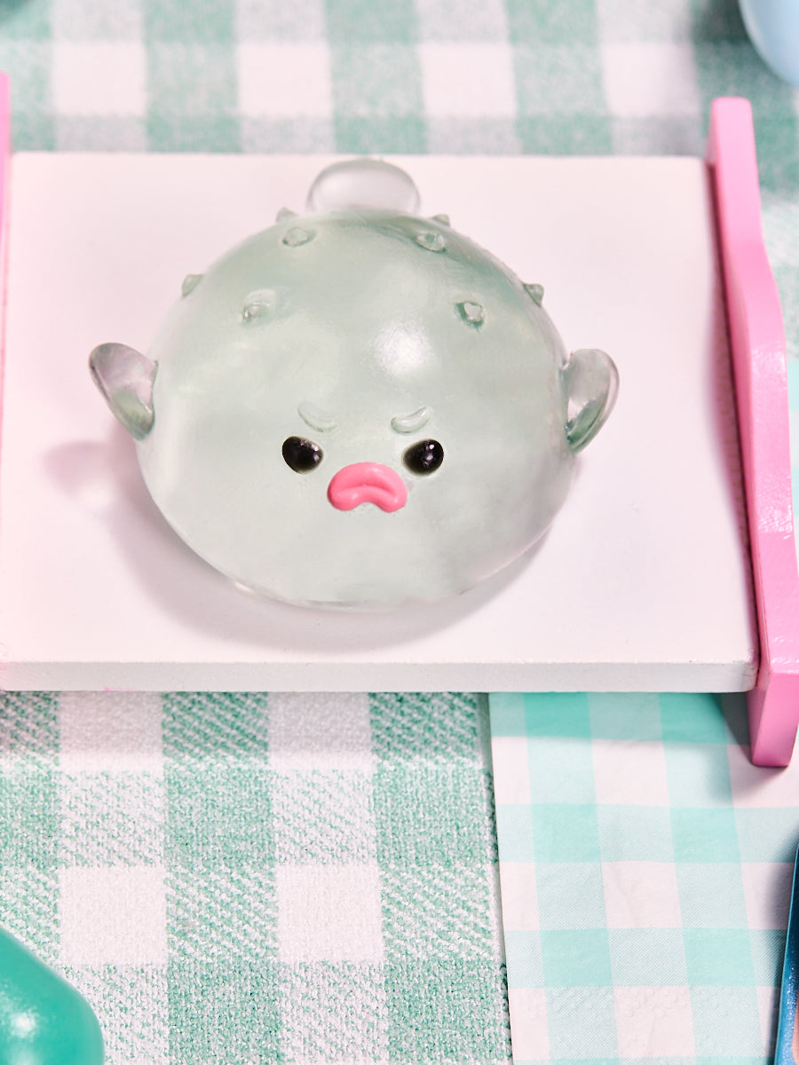 Transparent-green Pufferfish Taba Squishy - Image 6