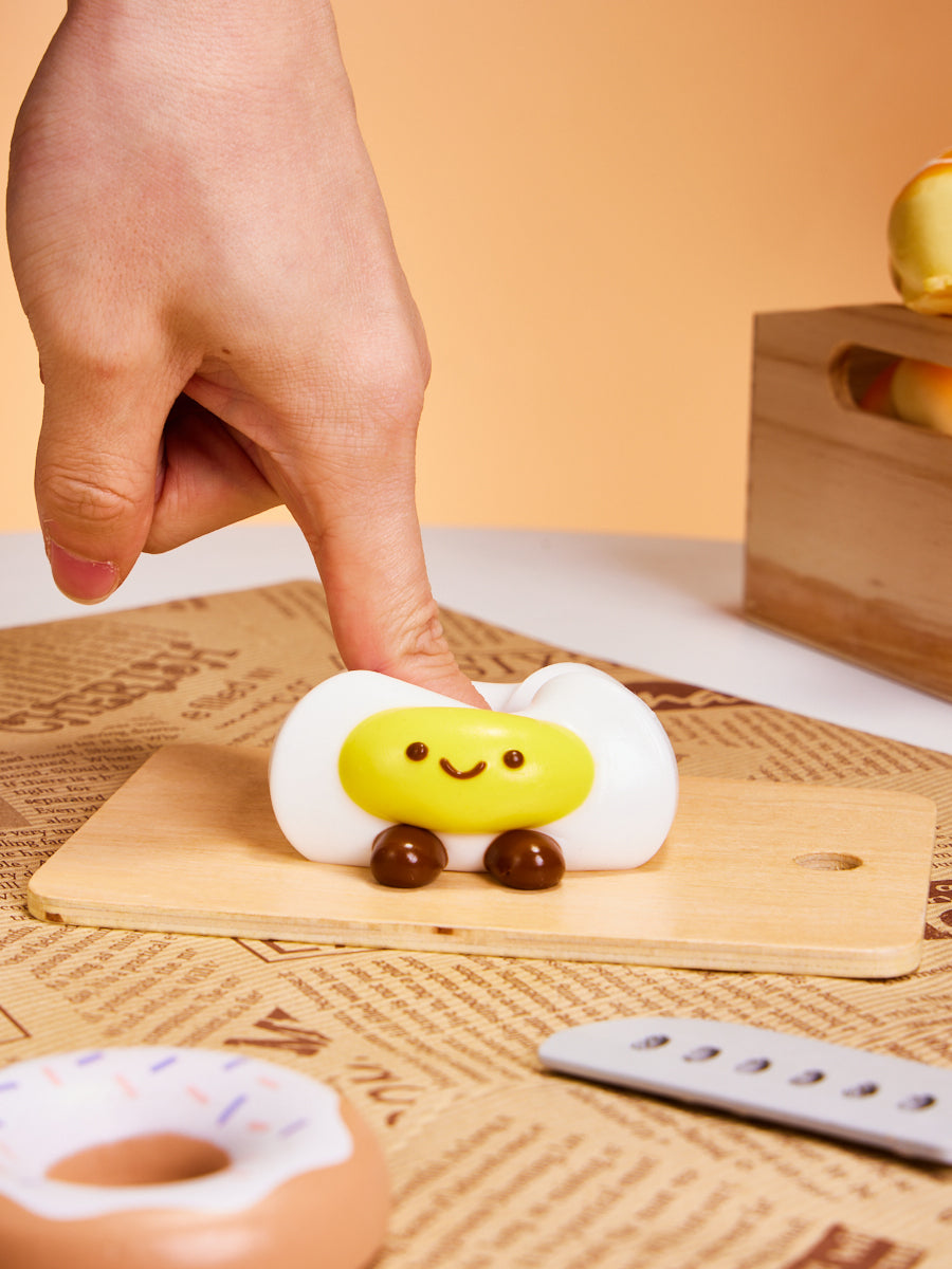 Cute Fried Egg Taba Squishy - Image 7
