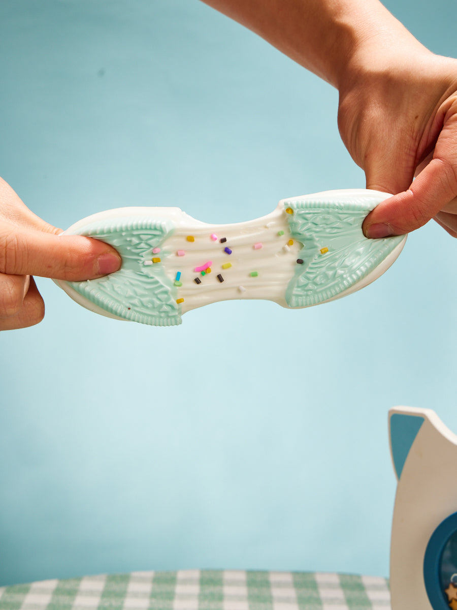 White-blue Stretchy Cookie Sandwich Taba Squishy - Image 3