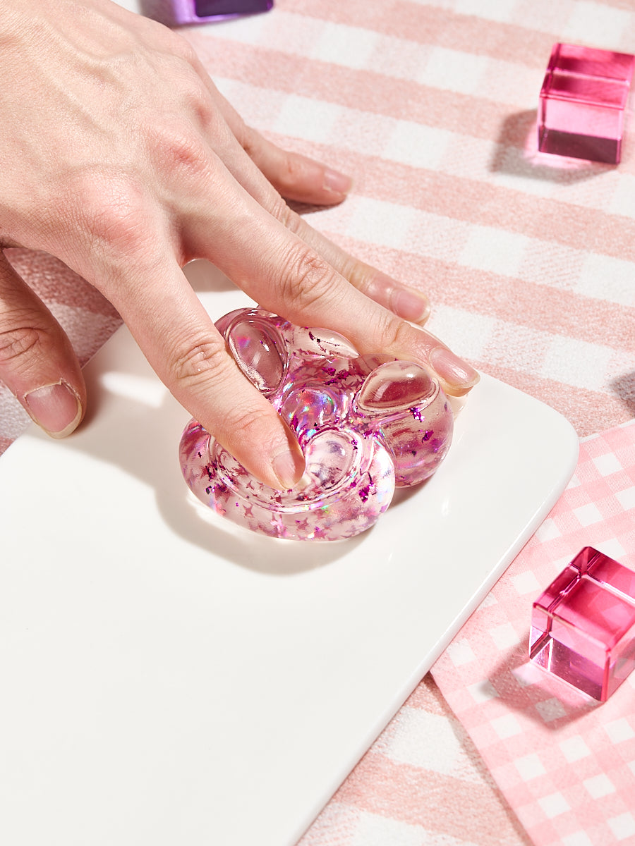 Foil Flakes Fuchsia Paw Taba Squishy - Image 7