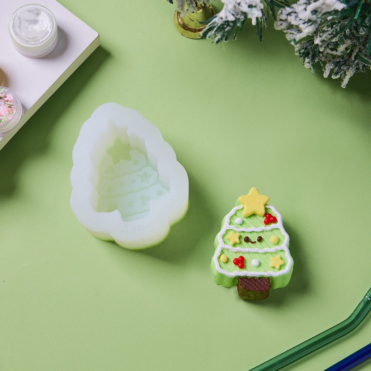 Christmas Tree Taba Squishy DIY Mold Set - Image 2