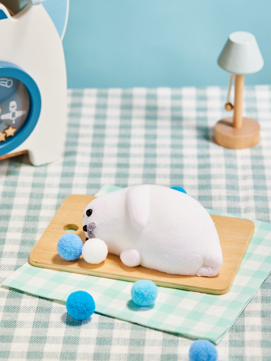 Flocked Seal Taba Squishy - Image 2